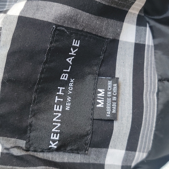 KENNETH BLAKE - Picture 10 of 12